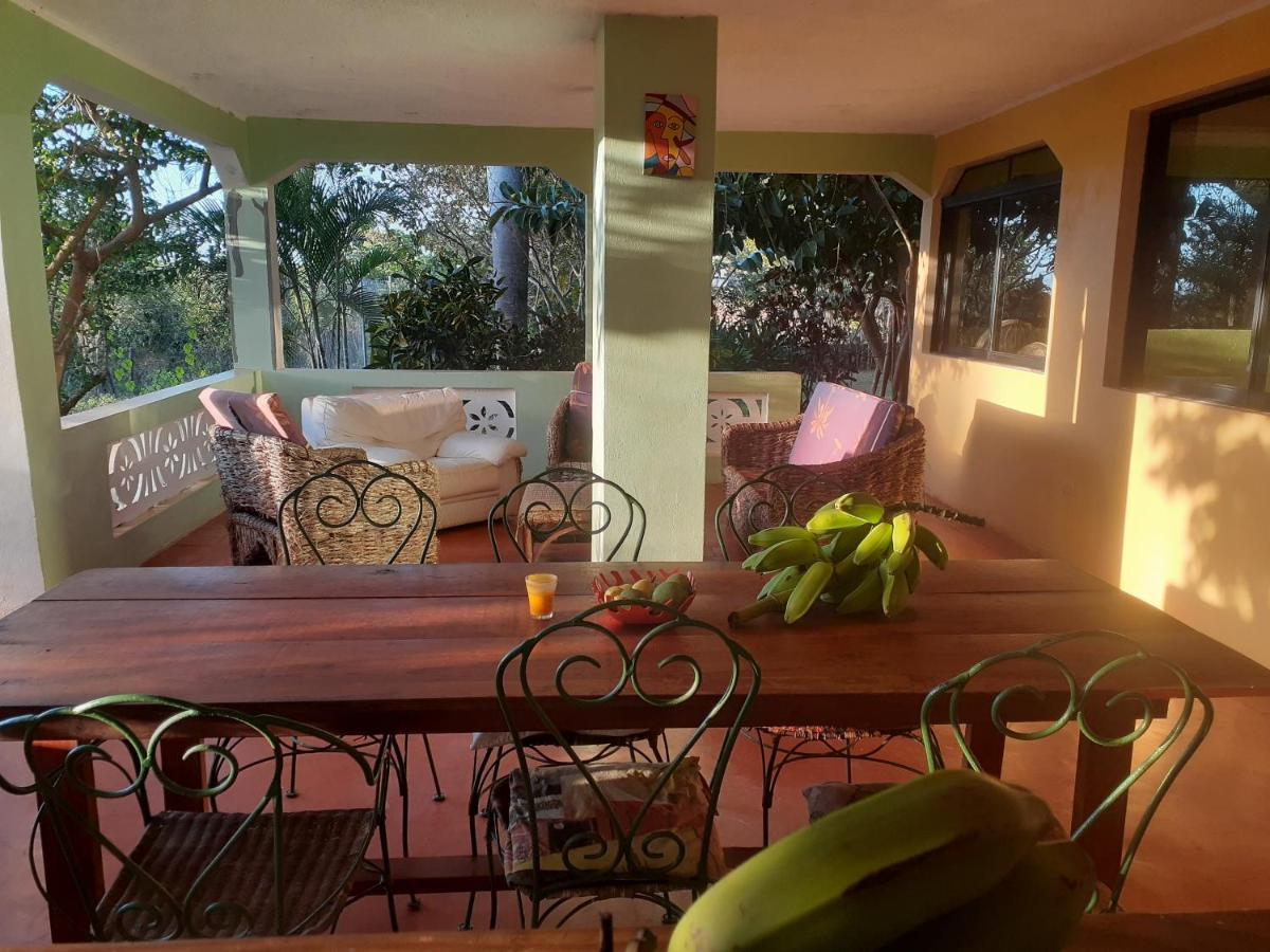 La Hacienda Guest House Лас Галерас Екстериор снимка
