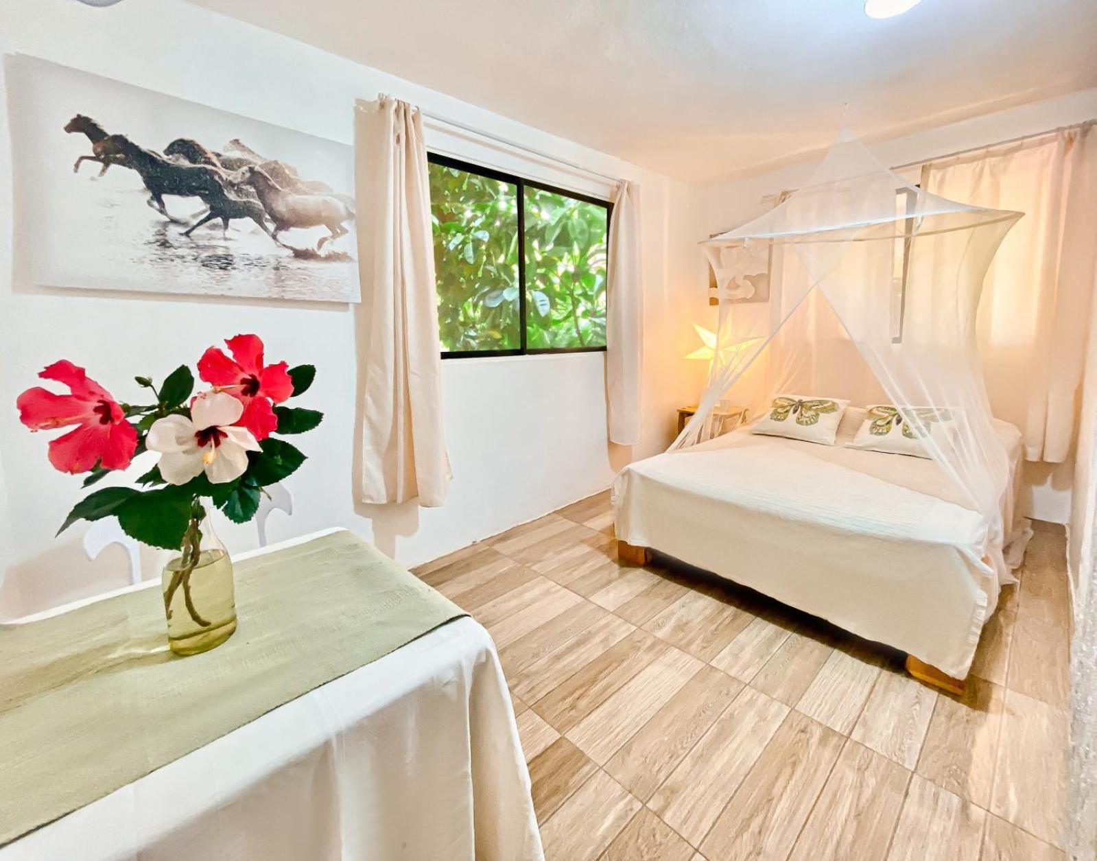 La Hacienda Guest House Лас Галерас Екстериор снимка